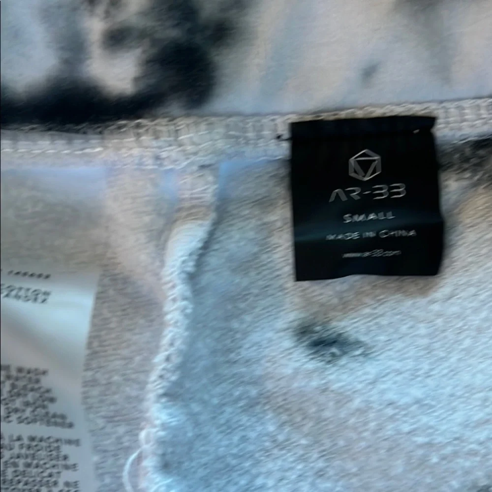 AR-33 Black and White Tie-Dye Activewear Shorts Size S New With‎ Tags